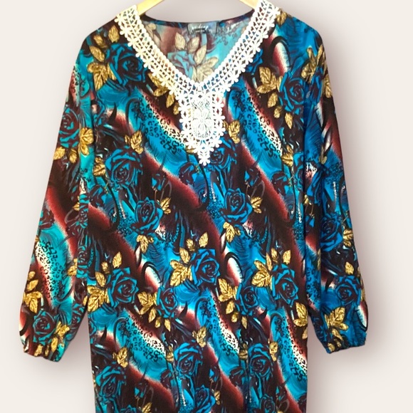 LEISURE HOUSE DRESS - Picture 3 of 16